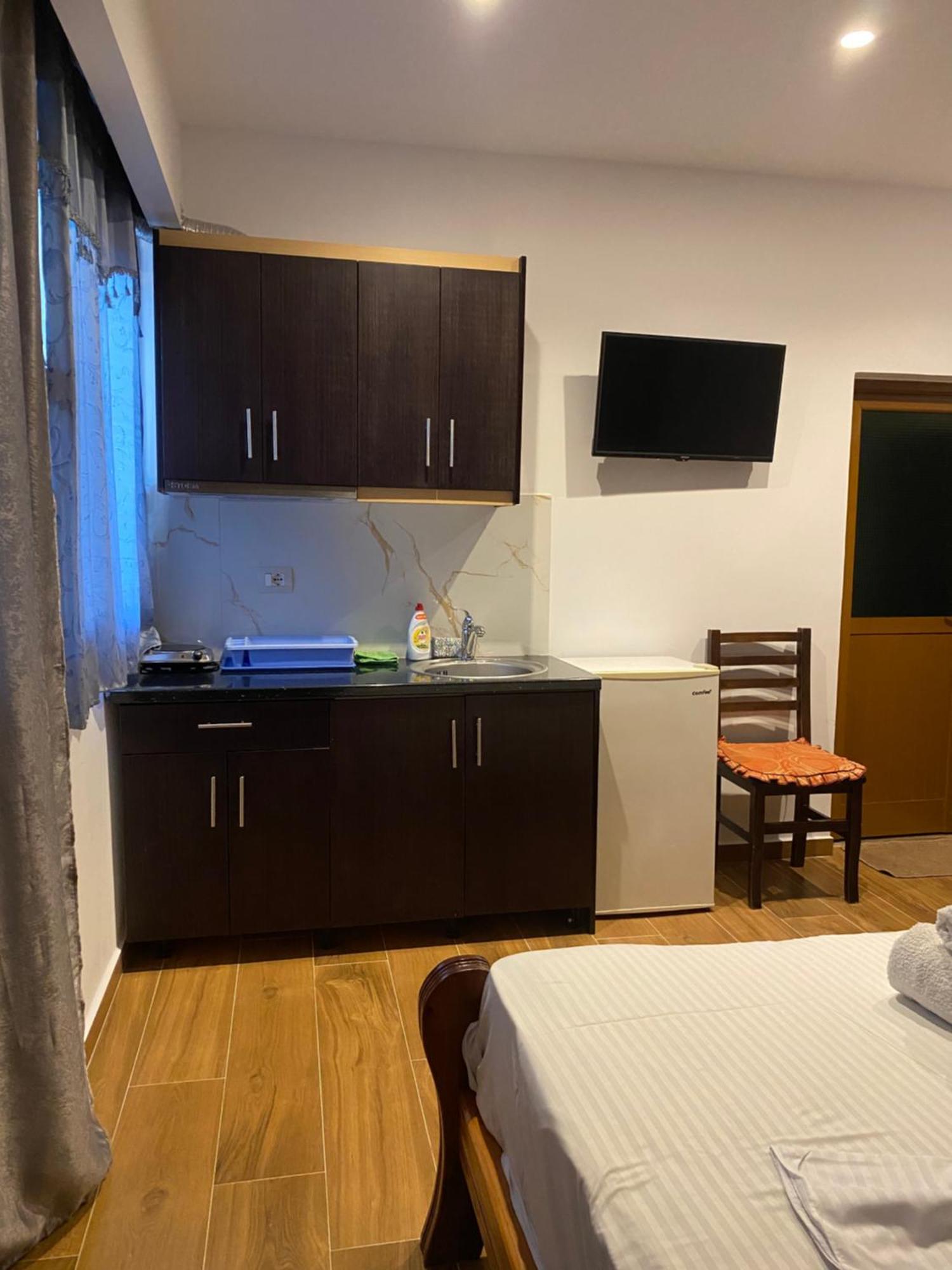 Villa Juli Ксамил Екстериор снимка